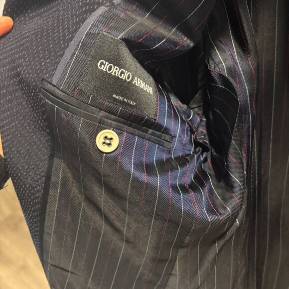 AUTHENTIC - Giorgio Armani Men’s Blazer Made in Italy – Size 50 (US 40) - Picture 2 of 8